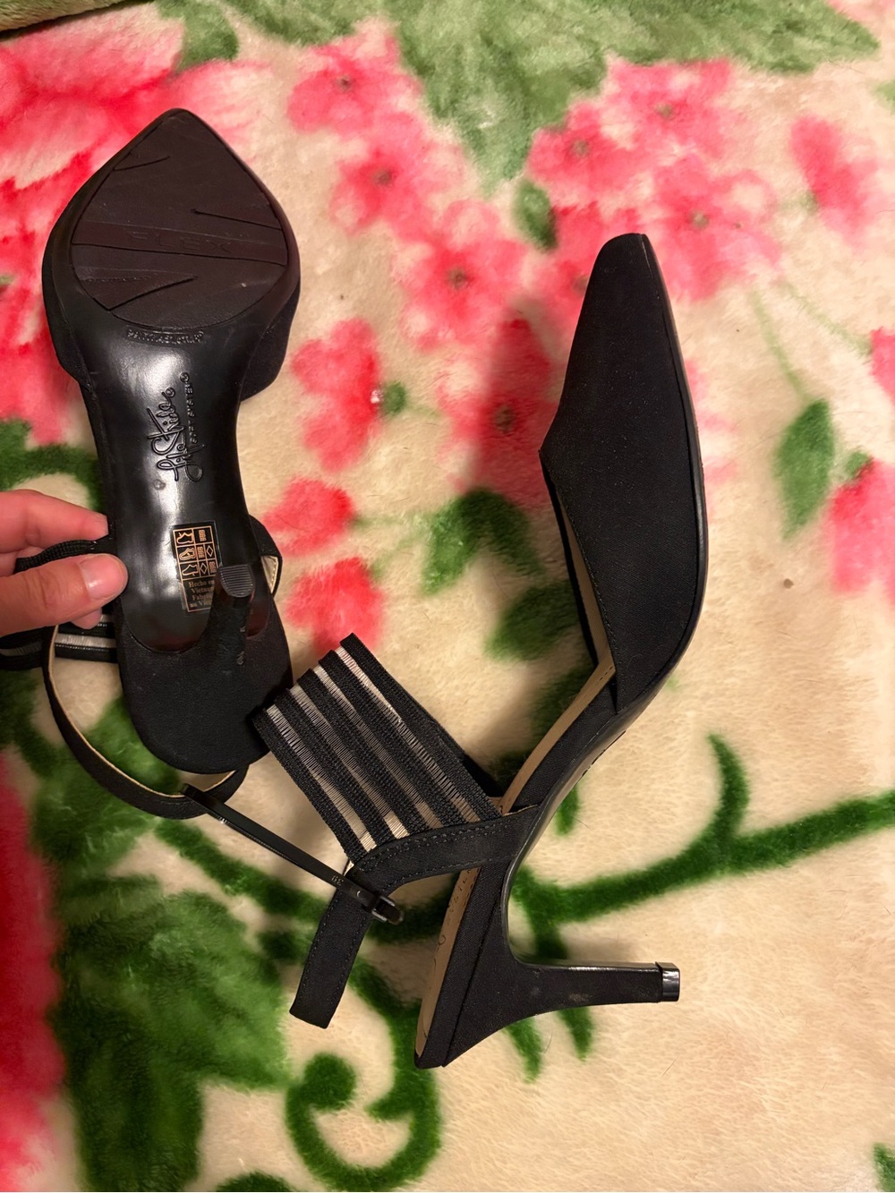 Life Stride Black Pointed-Toe Strappy Flats - Picture 3 of 6